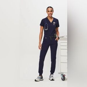 NWT Figs Set Zamora Jogger and Catarina one pocket top with Embroidery